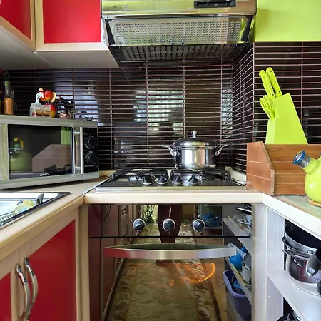 Family In Apartamento